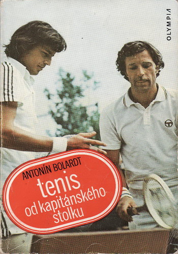 Tenis od kapitánského stolku / Antonín Bolardt, 1980