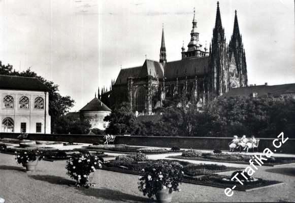 Pohlednice, Praha, Terasa u Jízdárny, 1964